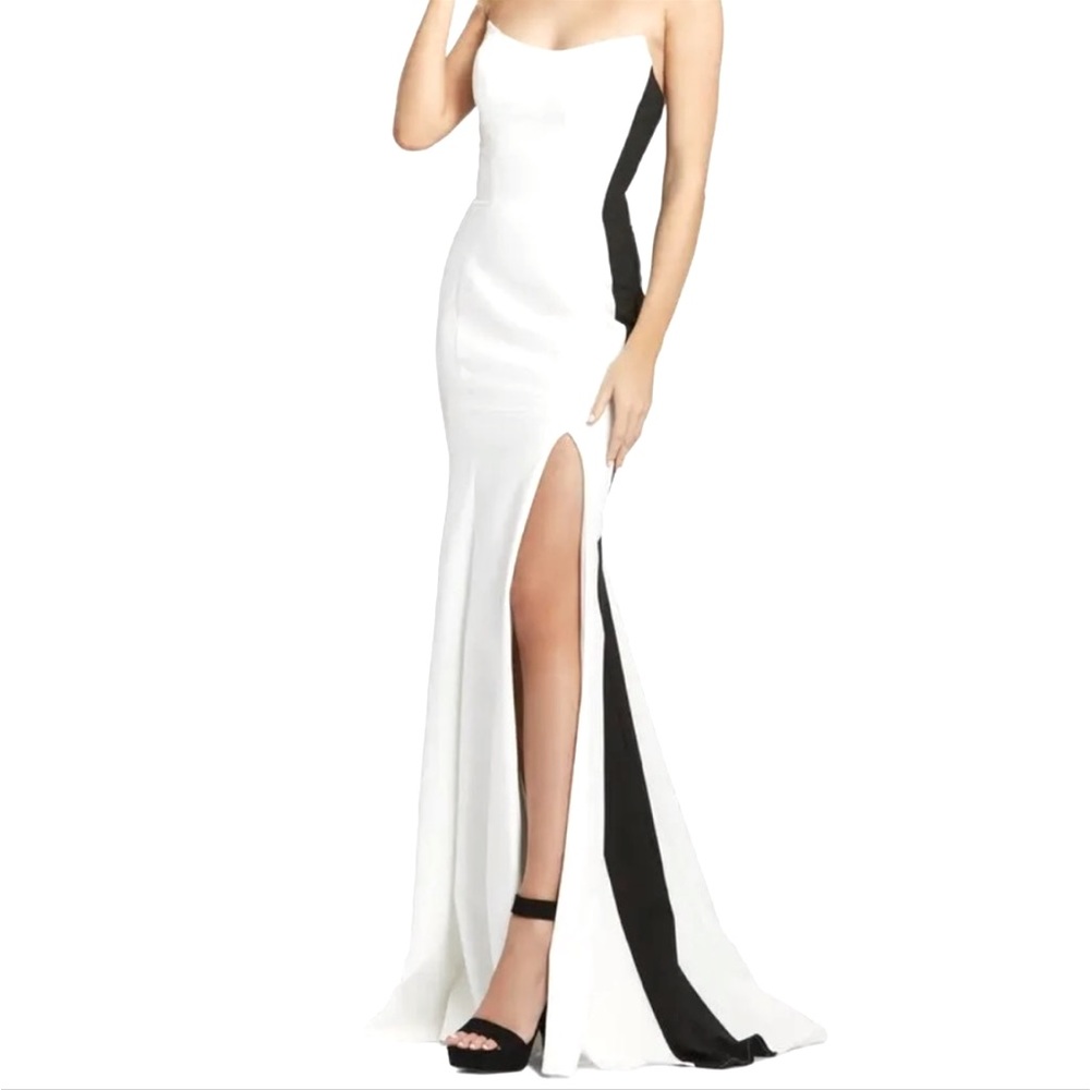 Mac duggal gown